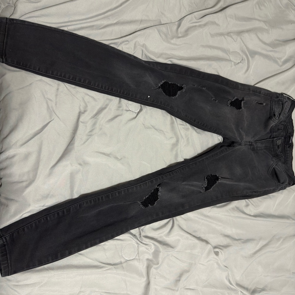Black ripped jeans